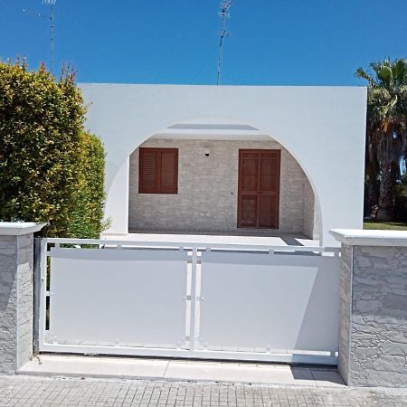 Dimora Alfas Torre Dell'Orso Villaggio Torre Saracena Exterior photo